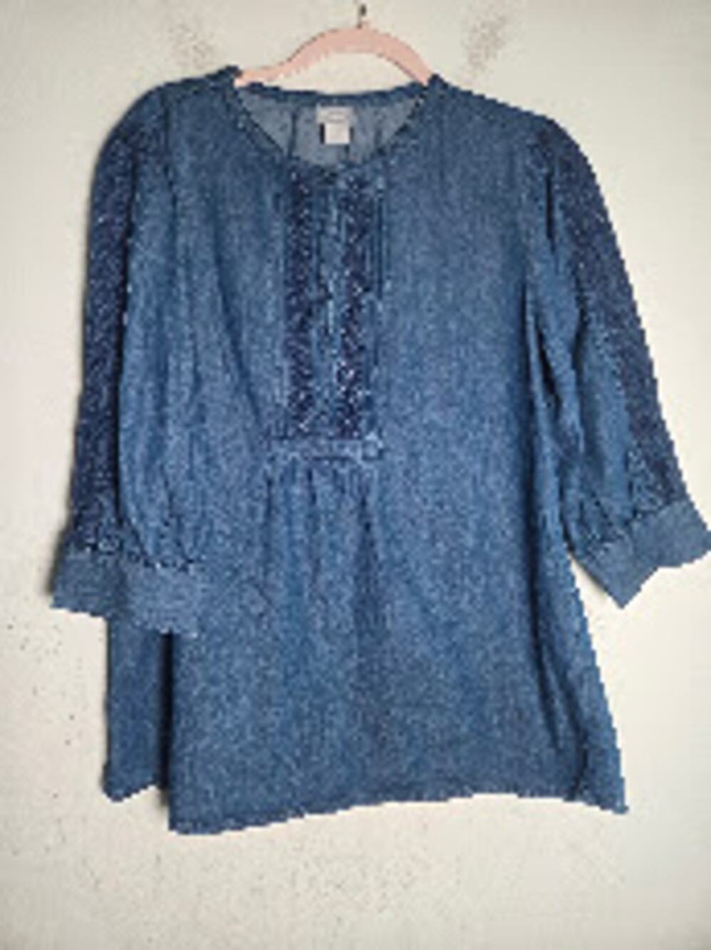 Chico's Dark Wash Blue Chambray Floral Embroidered Cotton Pop Over Blouse sz 12